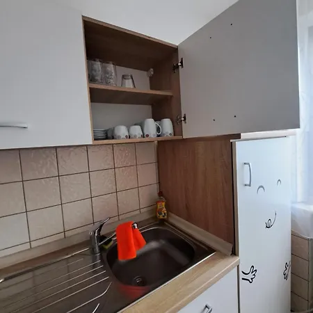 Mit 2 - 3 Zimmern