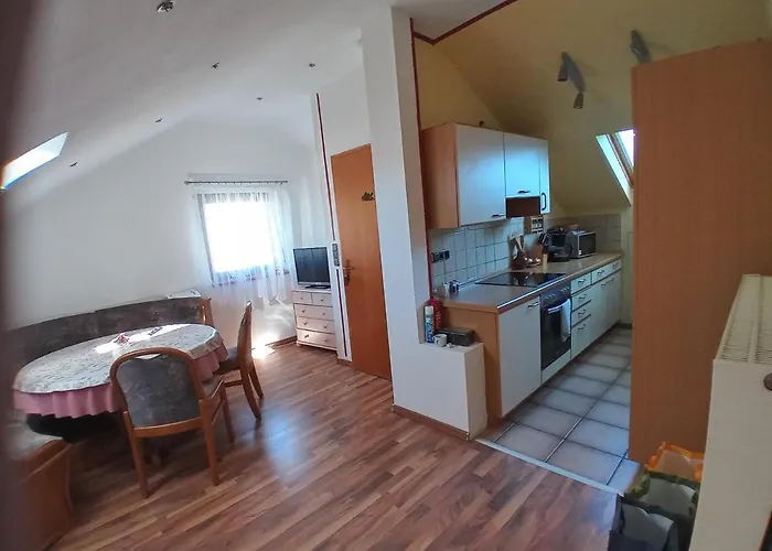 Apartament Mit 2 - 3 Zimmern *