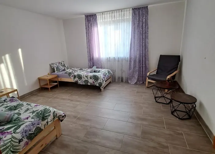 Apartament Mit 2 - 3 Zimmern *