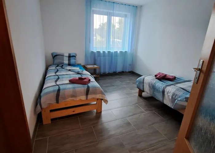 Mit 2 - 3 Zimmern Apartament